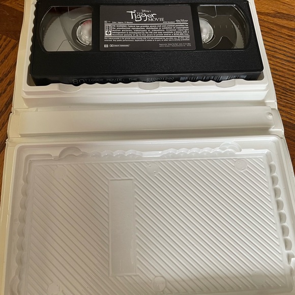 Disney’s- The Tigger Movie (VHS, 2000) - Picture 2 of 3